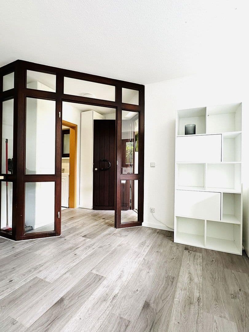 Pronájem bytu 1+kk 40 m², Im Oberen Kienle 71, Stuttgart, Bádensko-Württembersko Pronájem bytu 1+kk 40 m², Im Oberen Kienle 71, Stuttgart, Bádensko-Württembersko