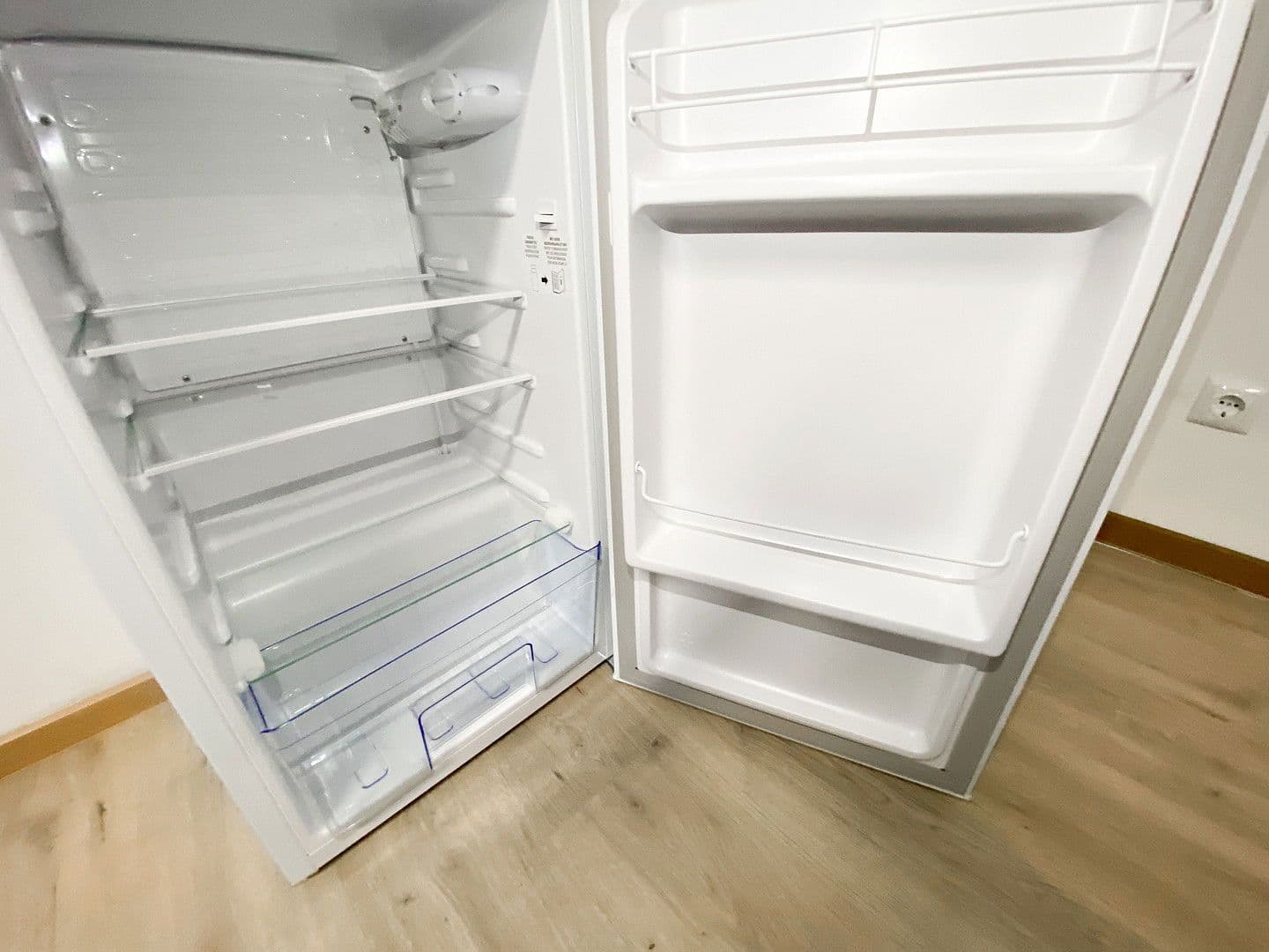 Pronájem bytu 25 m², Neben dem Mühlweg 10, Bischofsheim, Hessen Pronájem bytu 25 m², Neben dem Mühlweg 10, Bischofsheim, Hessen