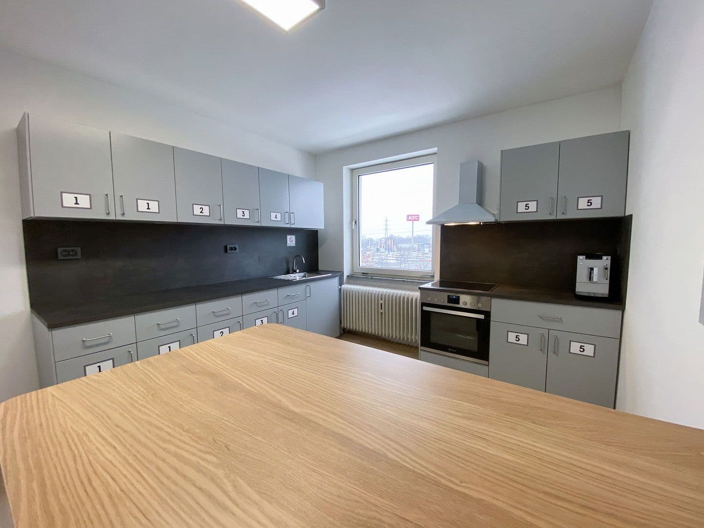 Pronájem bytu 25 m², Neben dem Mühlweg 10, Bischofsheim, Hessen Pronájem bytu 25 m², Neben dem Mühlweg 10, Bischofsheim, Hessen