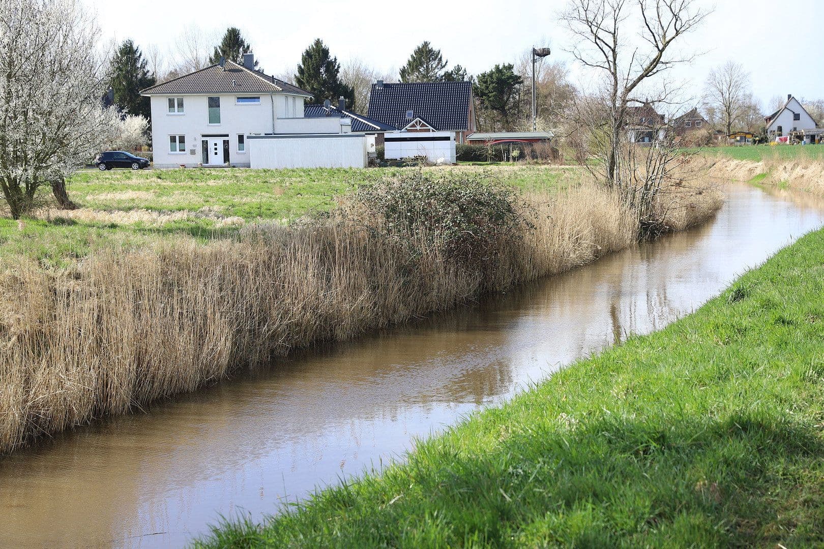 Prodej pozemku 1.017 m², Zur Rönnwettern 35, Seester, Šlesvicko-Holštýnsko Prodej pozemku 1.017 m², Zur Rönnwettern 35, Seester, Šlesvicko-Holštýnsko
