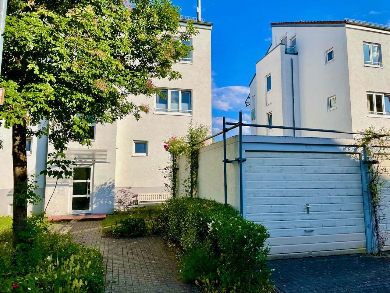 Pronájem bytu 6+1 165 m², Karlsruhe, Bádensko-Württembersko Pronájem bytu 6+1 165 m², Karlsruhe, Bádensko-Württembersko