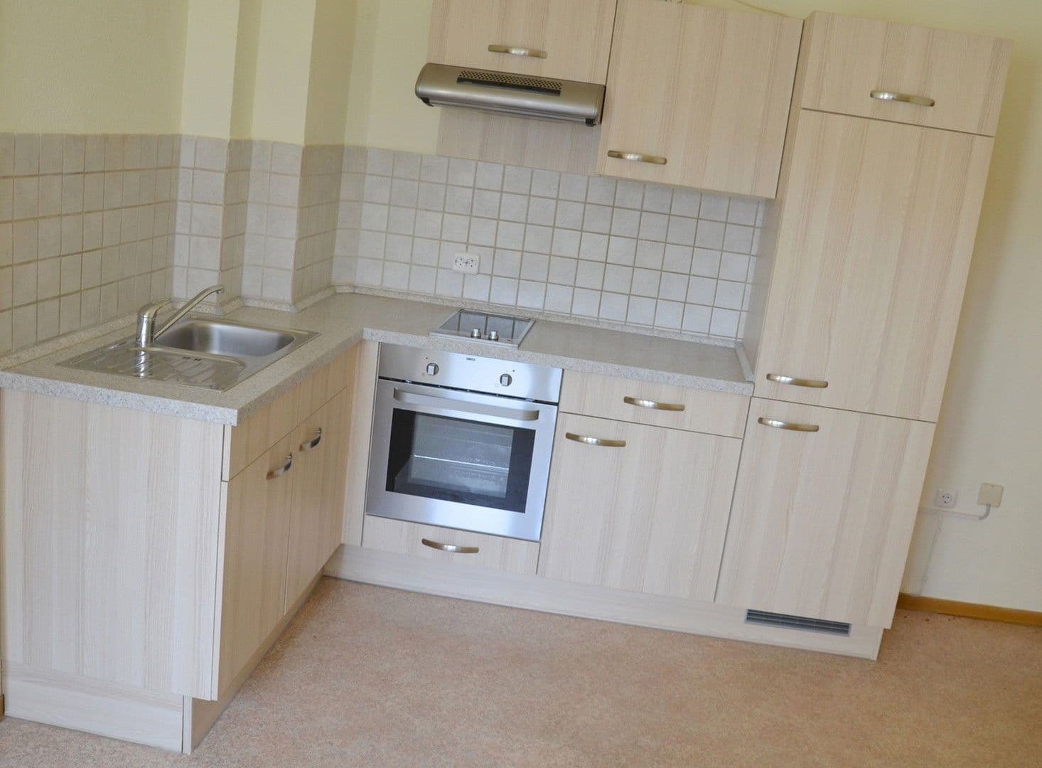 Pronájem bytu 2+1 50 m², Mainstraße 17, Bischofsheim, Hessen Pronájem bytu 2+1 50 m², Mainstraße 17, Bischofsheim, Hessen