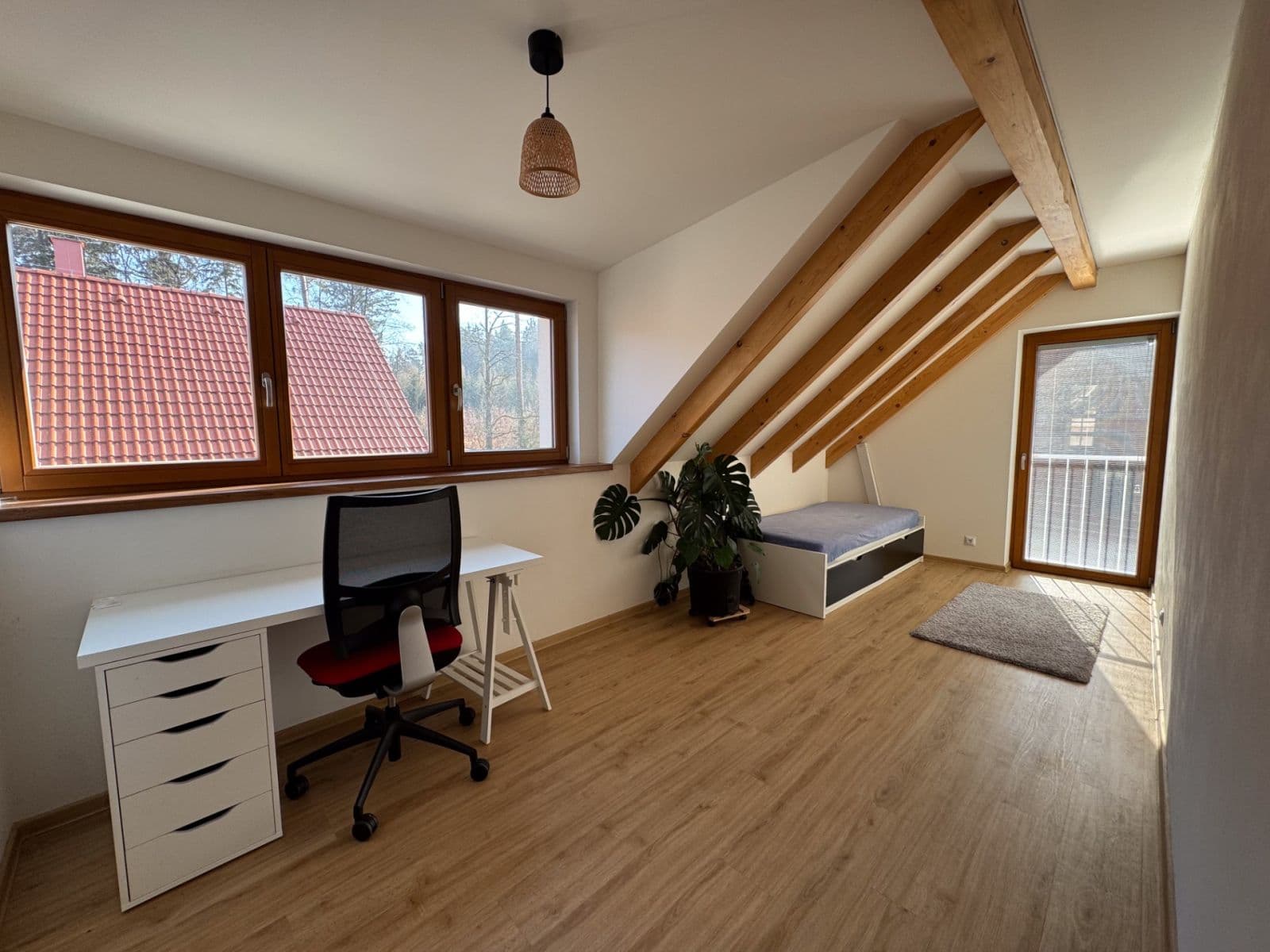 Pronájem domu 160 m², pozemek 926 m², Hradešín, Středočeský kraj Pronájem domu 160 m², pozemek 926 m², Hradešín, Středočeský kraj