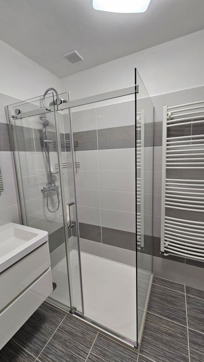 Pronájem bytu 2+1 55 m², V Padolině, Praha, Praha Pronájem bytu 2+1 55 m², V Padolině, Praha, Praha