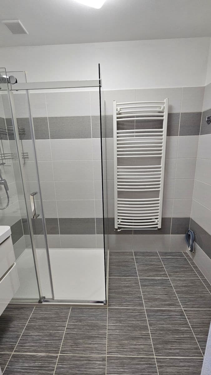 Pronájem bytu 2+1 55 m², V Padolině, Praha, Praha Pronájem bytu 2+1 55 m², V Padolině, Praha, Praha