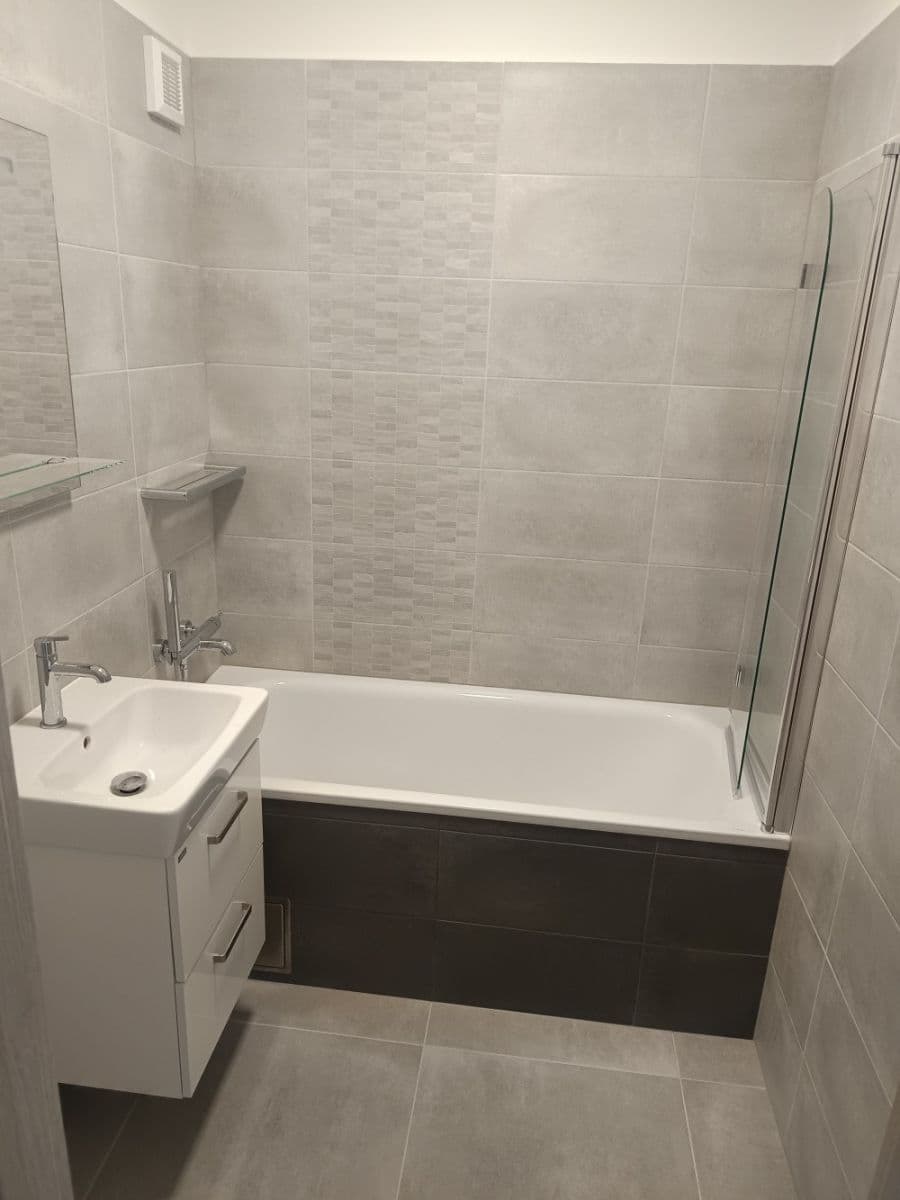 Pronájem bytu 3+1 67 m², Krčínova, České Budějovice, Jihočeský kraj Pronájem bytu 3+1 67 m², Krčínova, České Budějovice, Jihočeský kraj