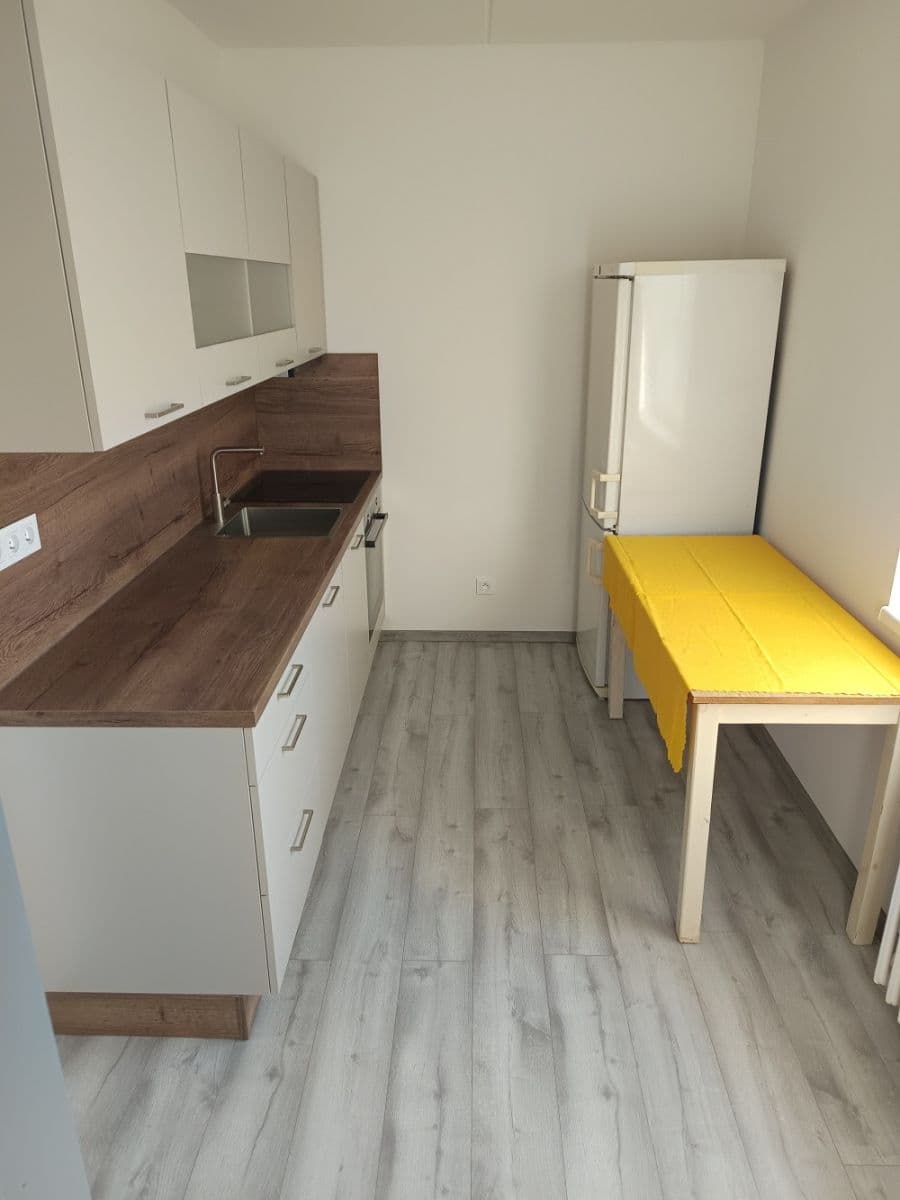 Pronájem bytu 3+1 67 m², Krčínova, České Budějovice, Jihočeský kraj Pronájem bytu 3+1 67 m², Krčínova, České Budějovice, Jihočeský kraj