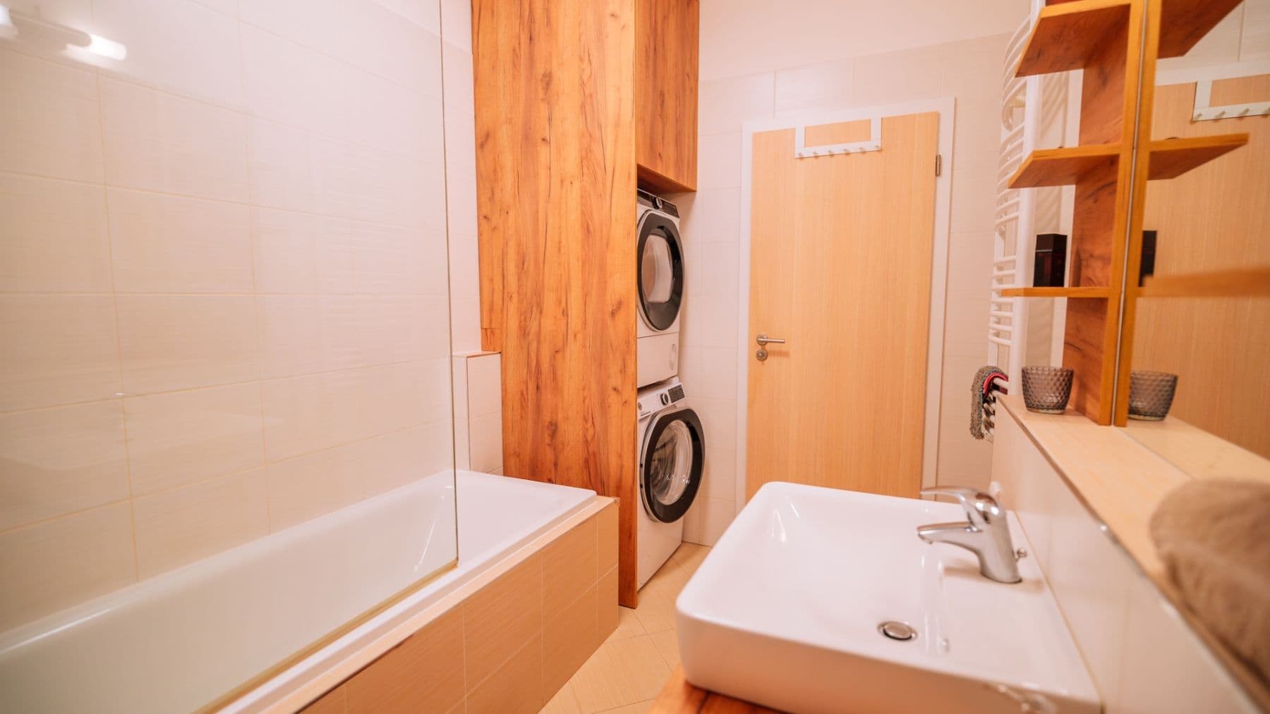 Prodej bytu 2+kk 54 m², Svitákova, Praha, Praha Prodej bytu 2+kk 54 m², Svitákova, Praha, Praha