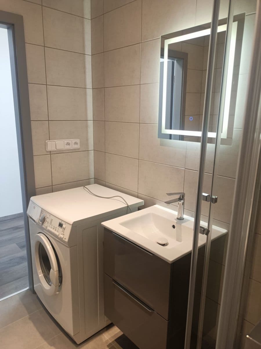 Pronájem bytu 3+kk 65 m², Janovská, Praha, Praha Pronájem bytu 3+kk 65 m², Janovská, Praha, Praha