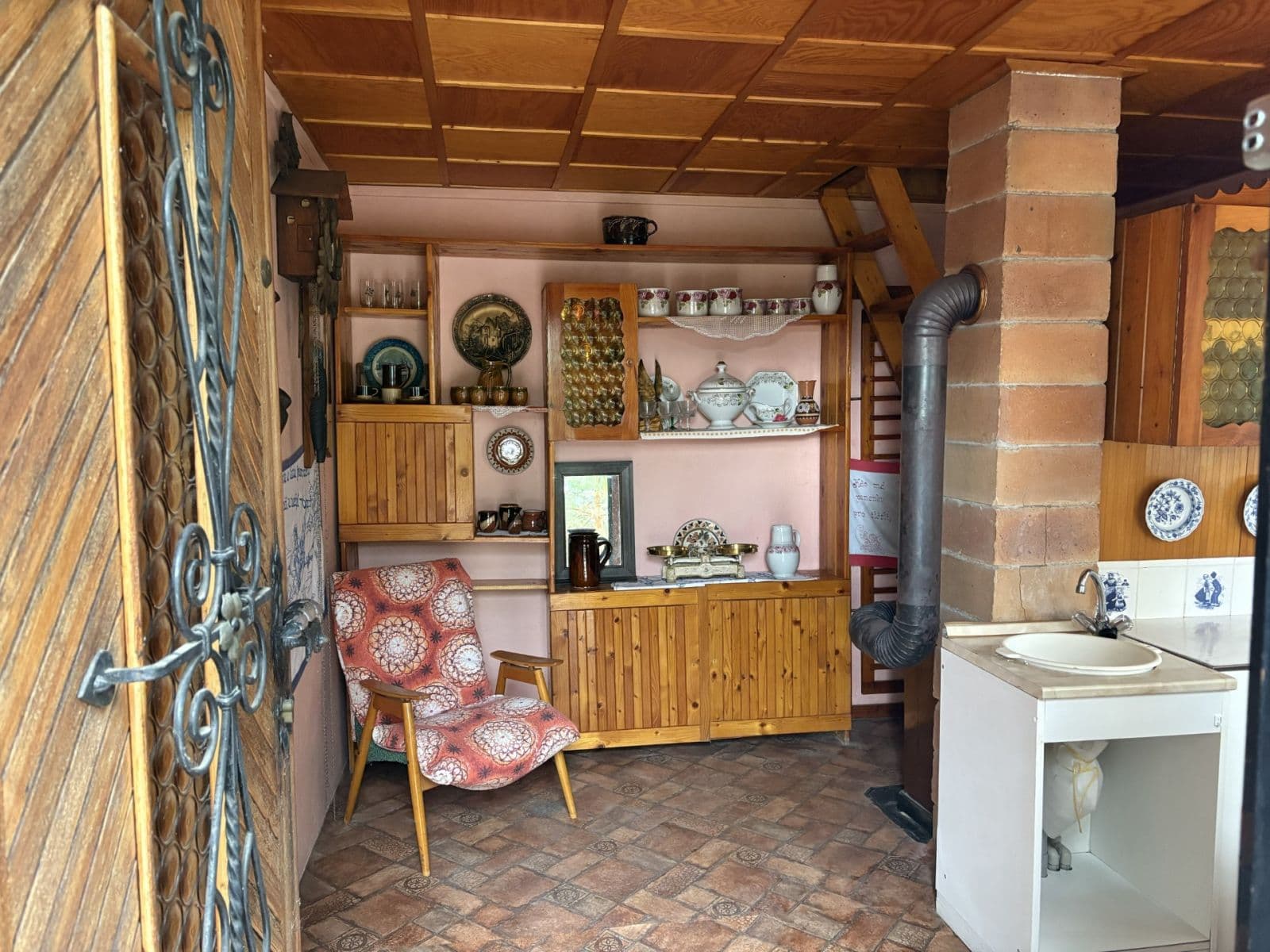 Prodej chaty, chalupy 28 m², pozemek 579 m², Libušín, Středočeský kraj Prodej chaty, chalupy 28 m², pozemek 579 m², Libušín, Středočeský kraj