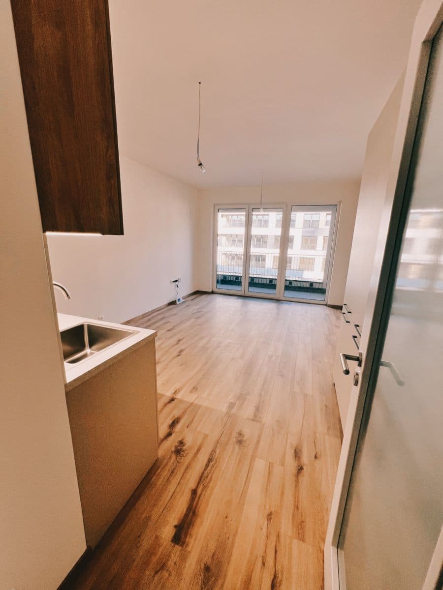 Pronájem bytu 1+kk 32 m², Poděbradská, Praha, Praha Pronájem bytu 1+kk 32 m², Poděbradská, Praha, Praha