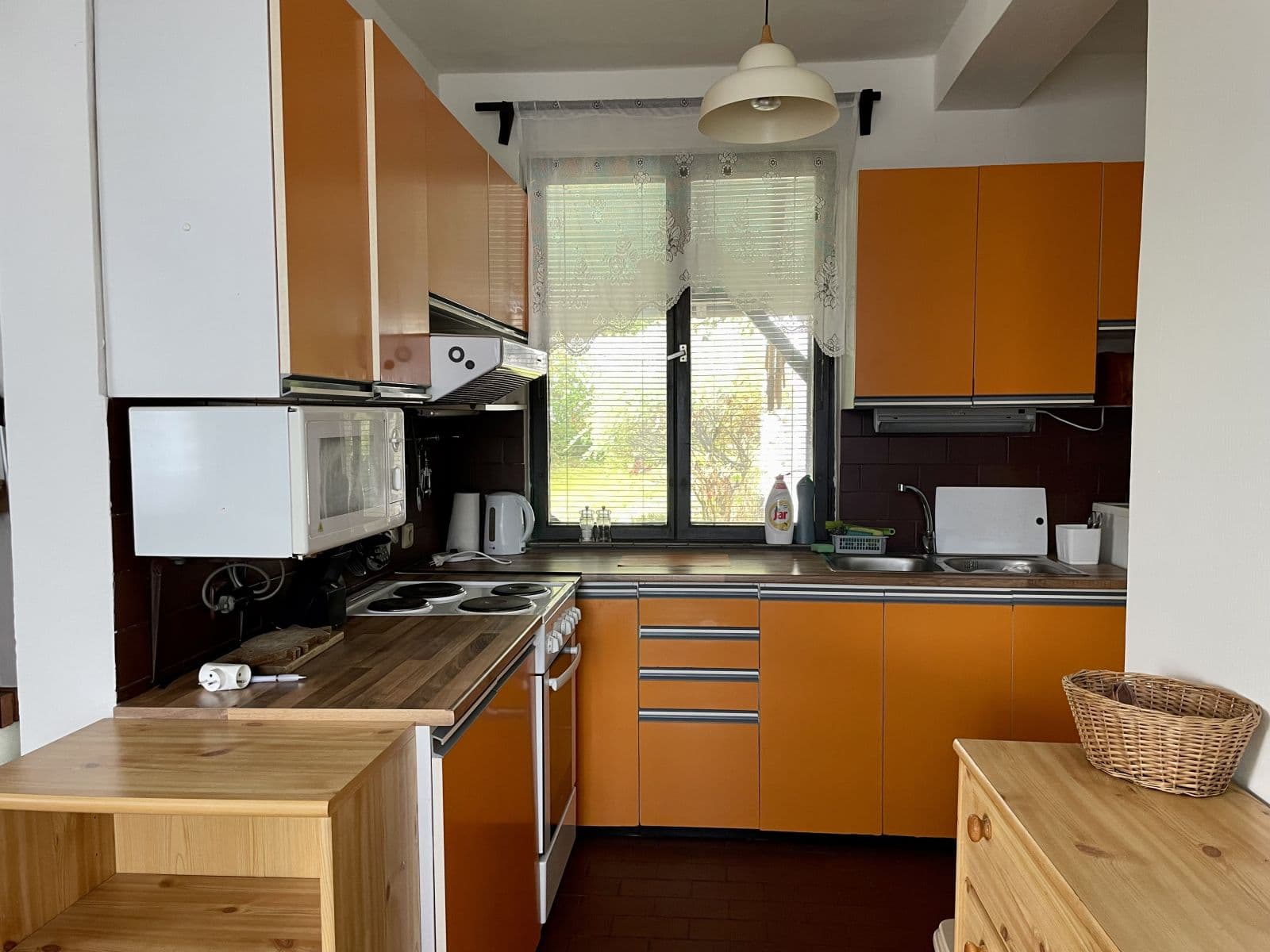 Pronájem domu 250 m², pozemek 780 m², Morušová, Senohraby, Středočeský kraj Pronájem domu 250 m², pozemek 780 m², Morušová, Senohraby, Středočeský kraj