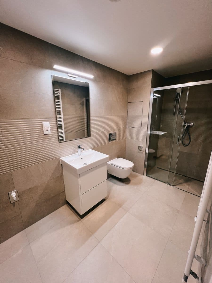 Pronájem bytu 2+kk 56 m², Poděbradská, Praha, Praha Pronájem bytu 2+kk 56 m², Poděbradská, Praha, Praha