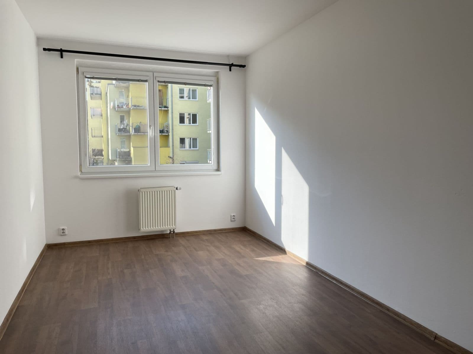 Pronájem bytu 2+kk 60 m², Blachutova, Praha, Praha Pronájem bytu 2+kk 60 m², Blachutova, Praha, Praha
