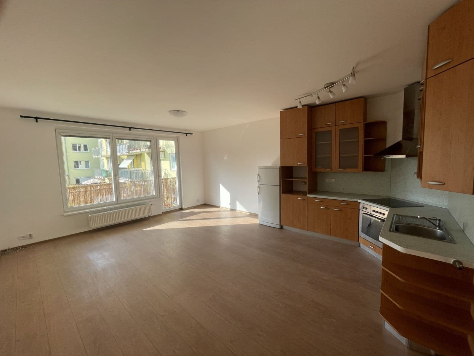 Pronájem bytu 2+kk 60 m², Blachutova, Praha, Praha Pronájem bytu 2+kk 60 m², Blachutova, Praha, Praha