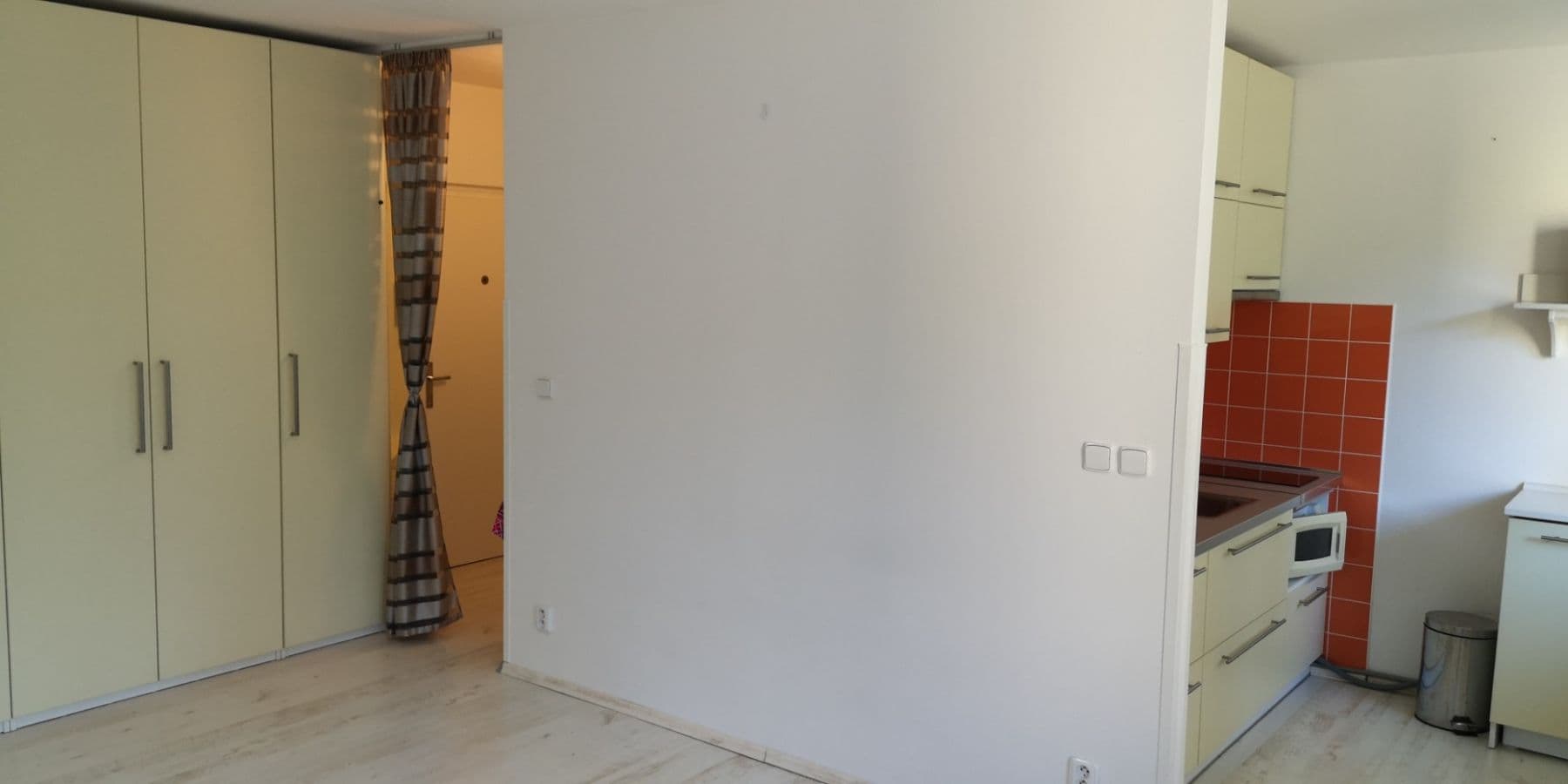 Prodej bytu 1+kk 40 m², Kosmonautů, Mělník, Středočeský kraj Prodej bytu 1+kk 40 m², Kosmonautů, Mělník, Středočeský kraj