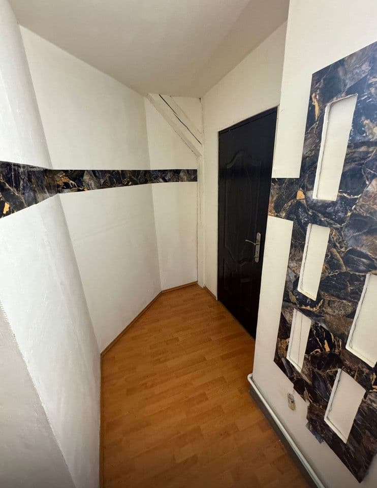 Prodej bytu 1+1 43 m², Rakouská, Milovice, Středočeský kraj Prodej bytu 1+1 43 m², Rakouská, Milovice, Středočeský kraj