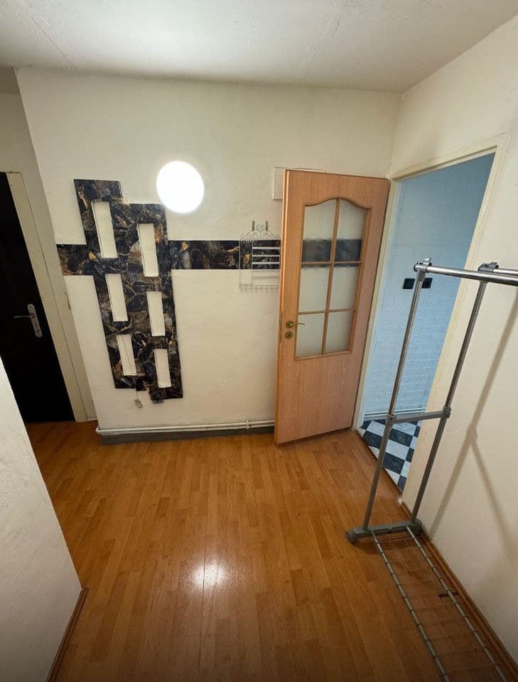 Prodej bytu 1+1 43 m², Rakouská, Milovice, Středočeský kraj Prodej bytu 1+1 43 m², Rakouská, Milovice, Středočeský kraj