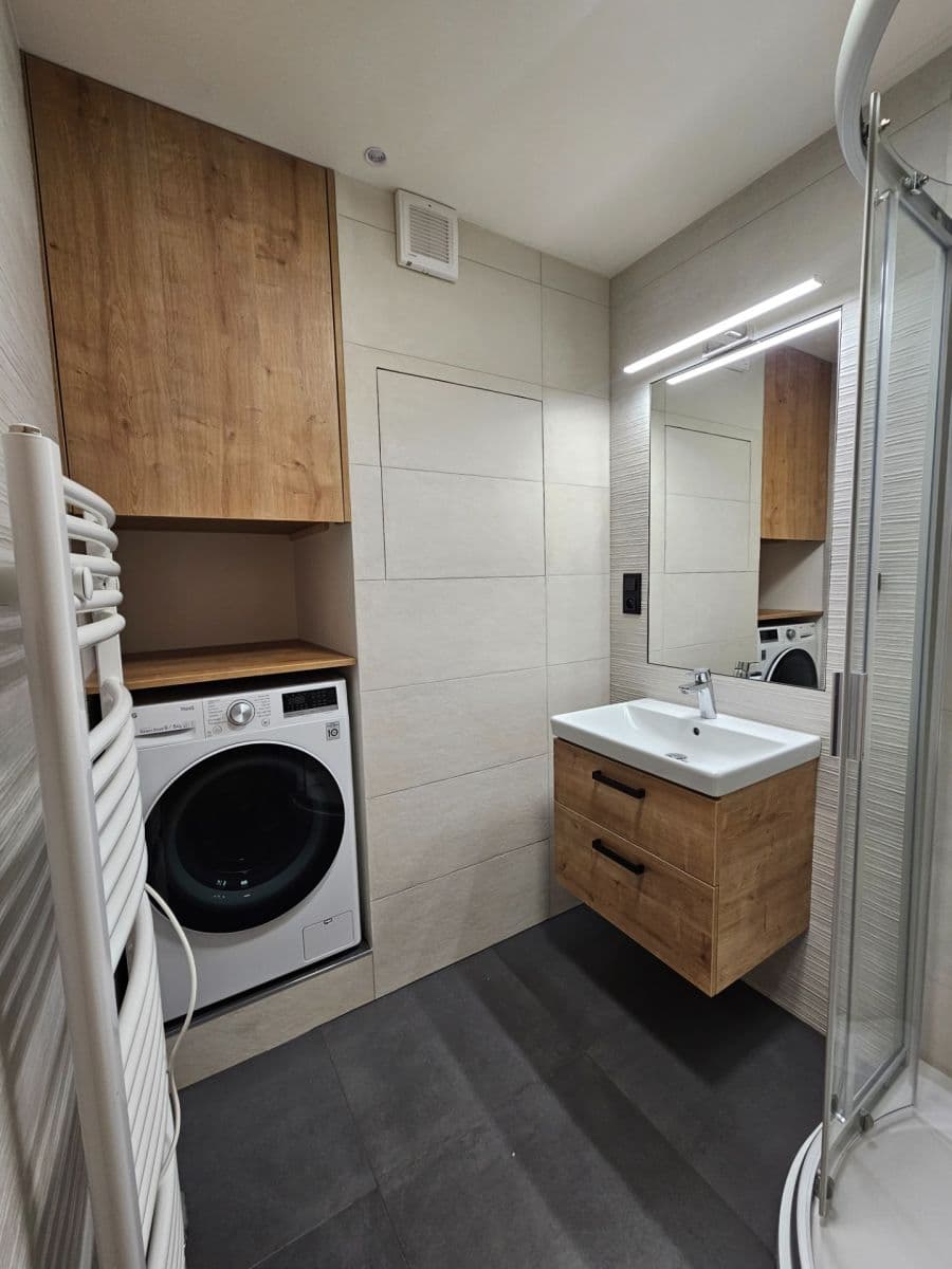 Prodej bytu 3+1 68 m², Dubečská, Praha, Praha Prodej bytu 3+1 68 m², Dubečská, Praha, Praha