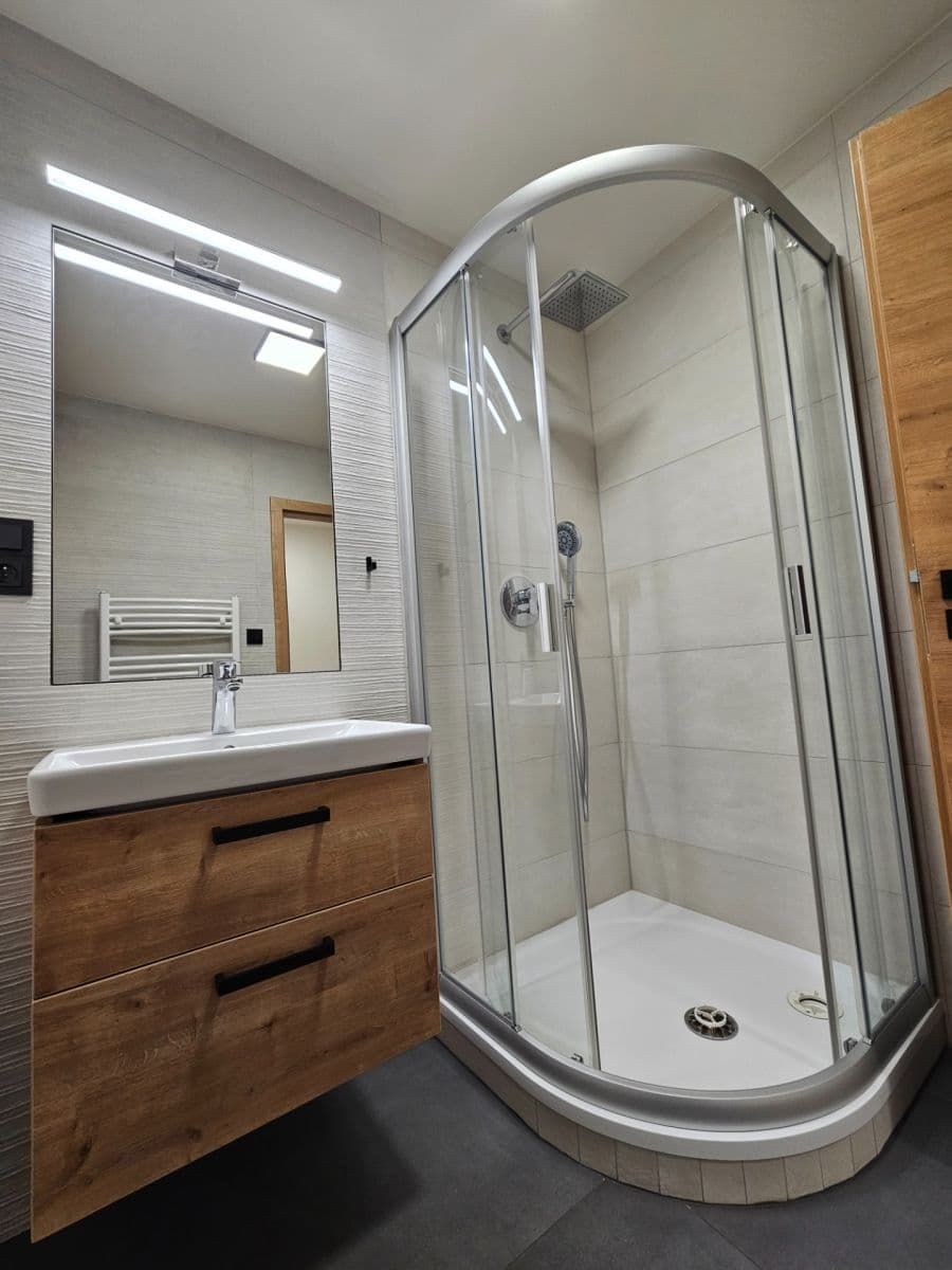 Prodej bytu 3+1 68 m², Dubečská, Praha, Praha Prodej bytu 3+1 68 m², Dubečská, Praha, Praha