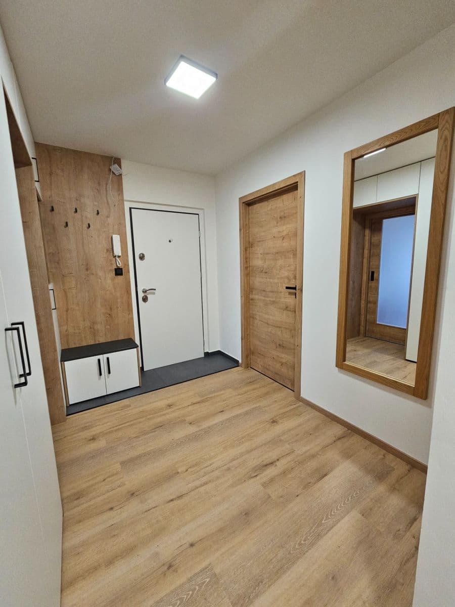Prodej bytu 3+1 68 m², Dubečská, Praha, Praha Prodej bytu 3+1 68 m², Dubečská, Praha, Praha