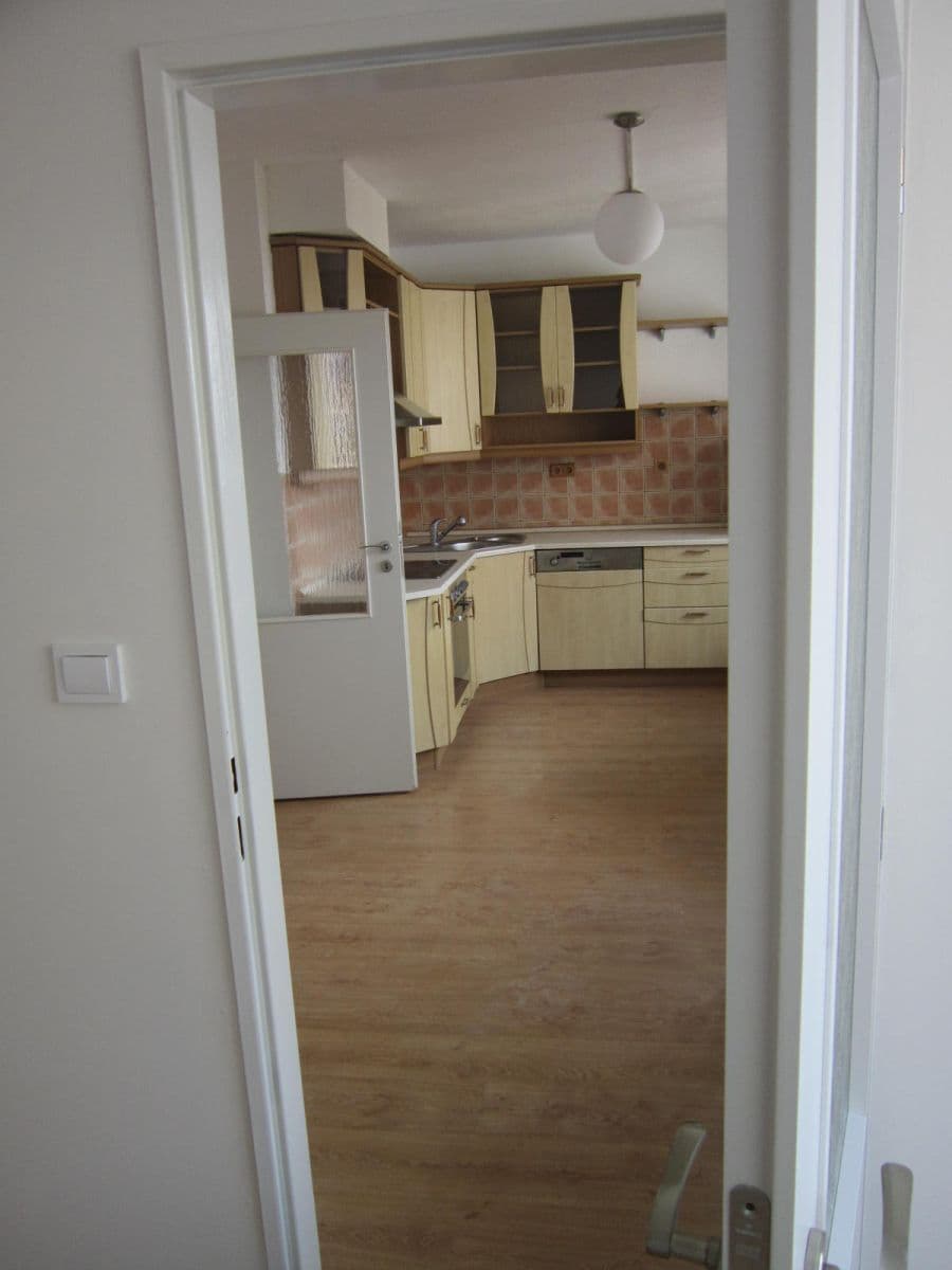 Pronájem bytu 2+kk 38 m², Hnězdenská, Praha, Praha Pronájem bytu 2+kk 38 m², Hnězdenská, Praha, Praha