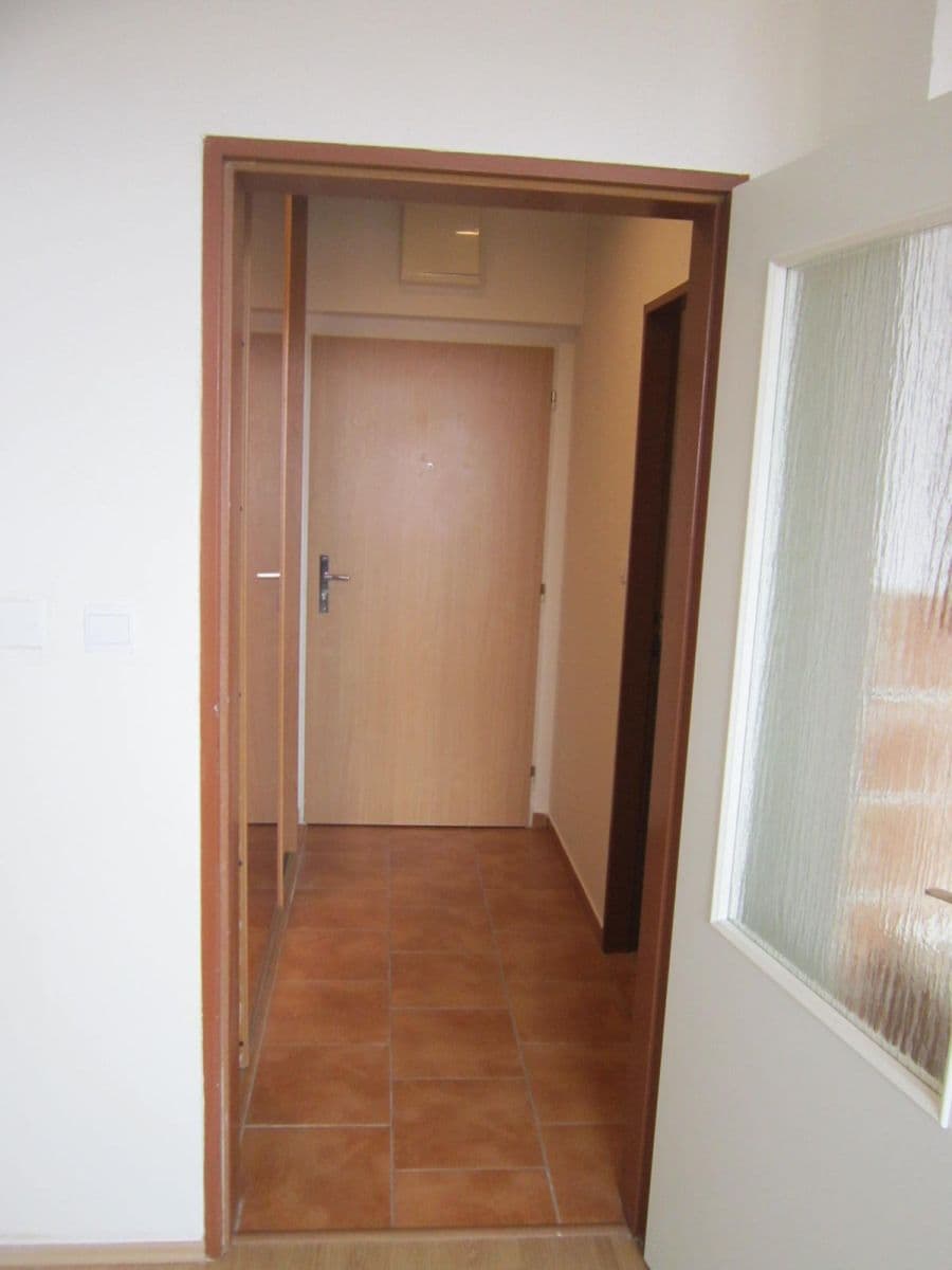 Pronájem bytu 2+kk 38 m², Hnězdenská, Praha, Praha Pronájem bytu 2+kk 38 m², Hnězdenská, Praha, Praha