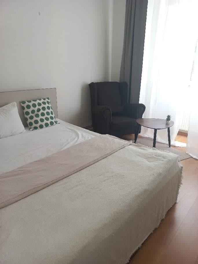 Pronájem bytu 1+kk 35 m², V Horní Stromce, Praha, Praha Pronájem bytu 1+kk 35 m², V Horní Stromce, Praha, Praha