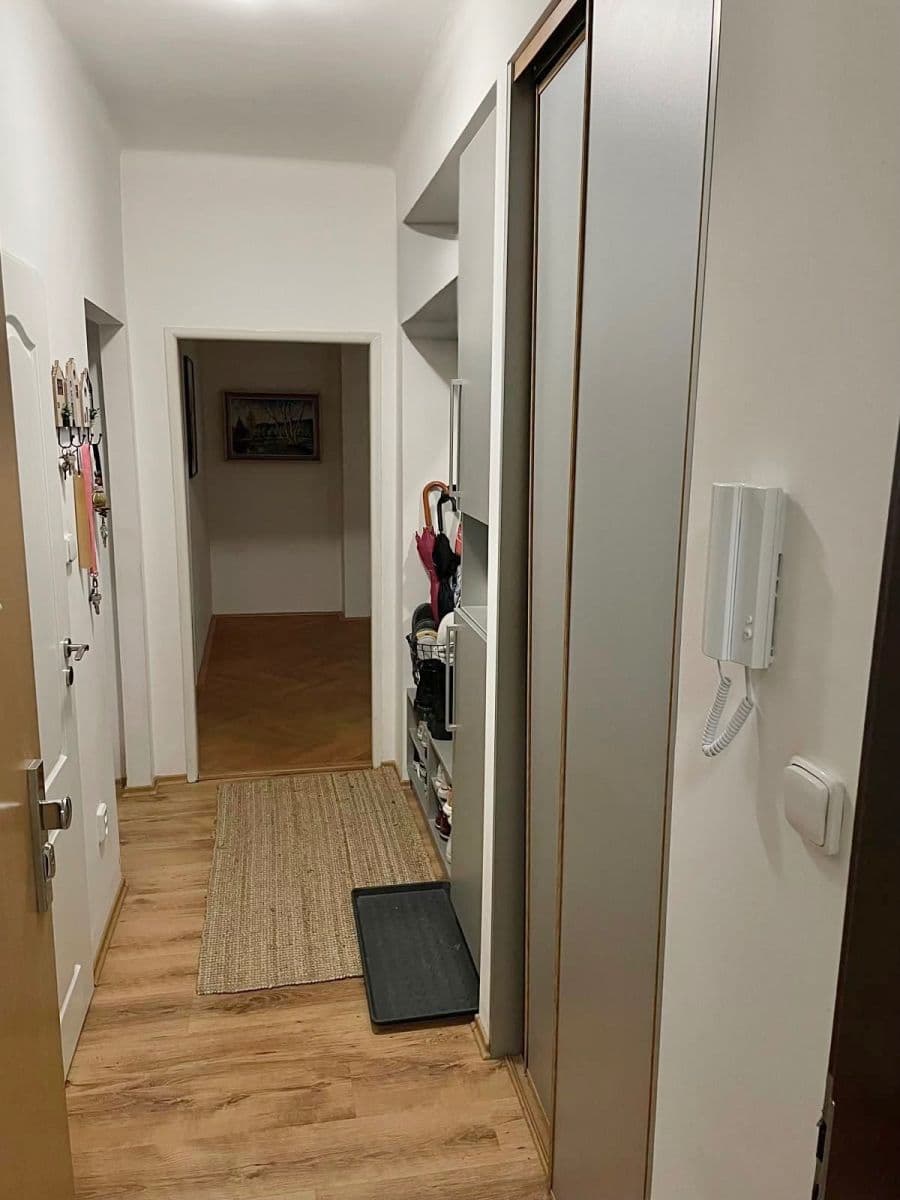 Prodej bytu 3+1 65 m², Družicová, Ružinov, Bratislavský kraj Prodej bytu 3+1 65 m², Družicová, Ružinov, Bratislavský kraj