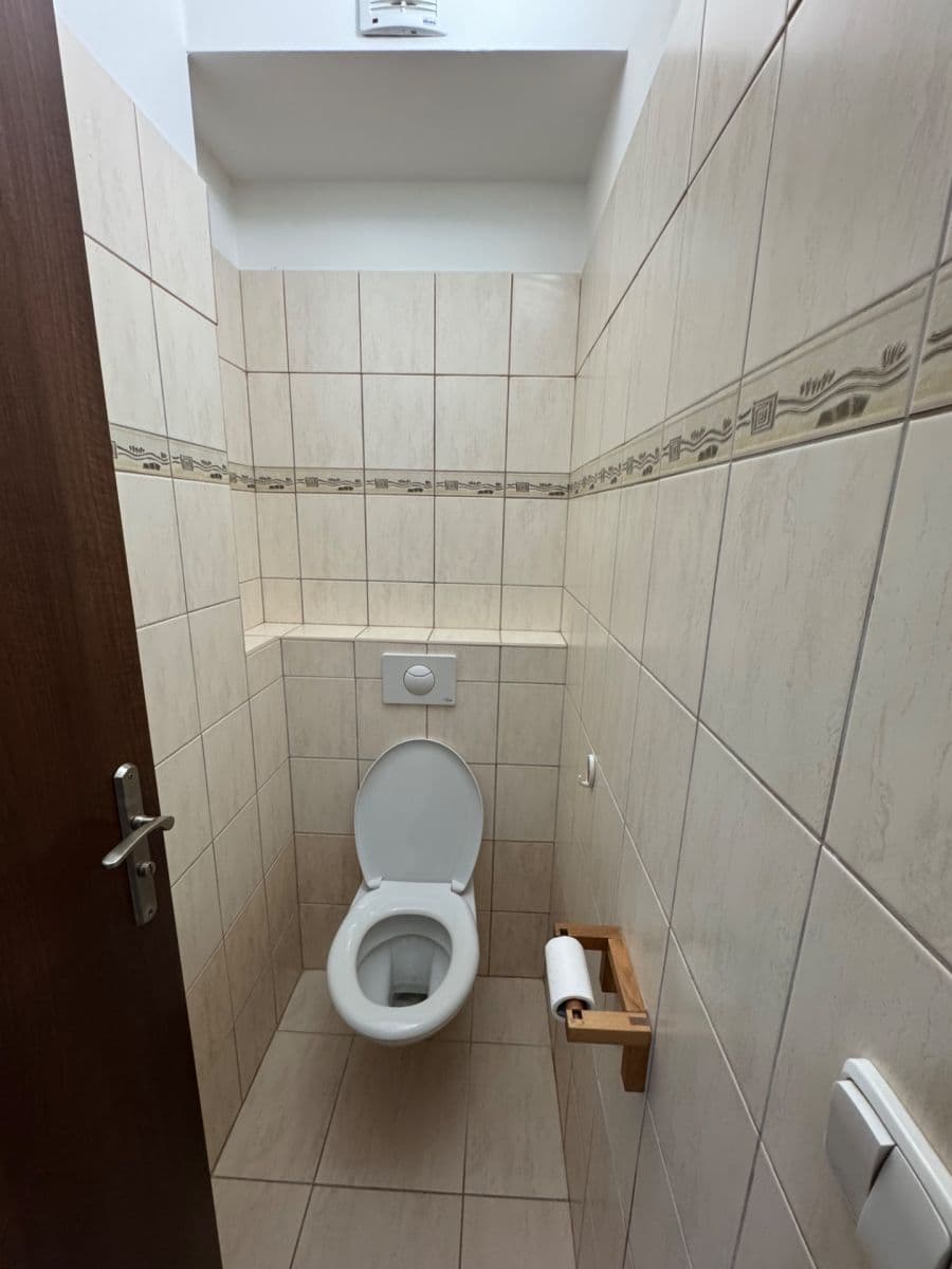 Pronájem bytu 3+kk 75 m², Chelčického, Kolín, Středočeský kraj Pronájem bytu 3+kk 75 m², Chelčického, Kolín, Středočeský kraj