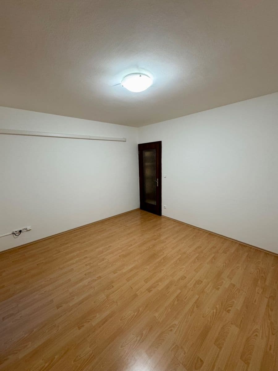 Pronájem bytu 3+kk 75 m², Chelčického, Kolín, Středočeský kraj Pronájem bytu 3+kk 75 m², Chelčického, Kolín, Středočeský kraj