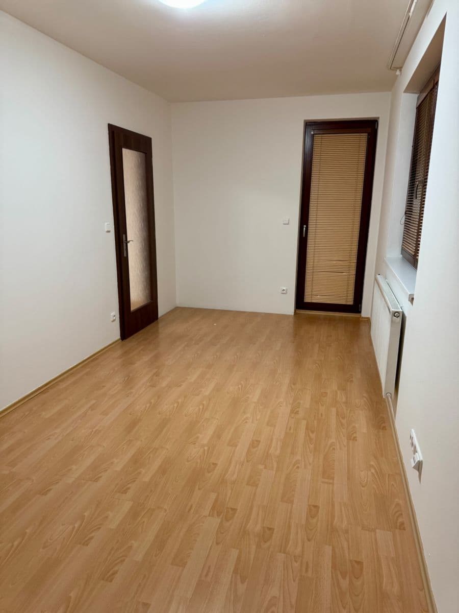 Pronájem bytu 3+kk 75 m², Chelčického, Kolín, Středočeský kraj Pronájem bytu 3+kk 75 m², Chelčického, Kolín, Středočeský kraj