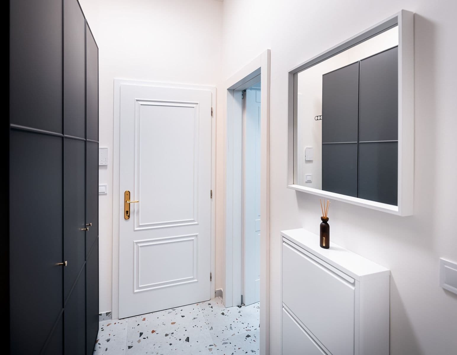 Pronájem bytu 1+kk 32 m², Ovenecká, Praha, Praha Pronájem bytu 1+kk 32 m², Ovenecká, Praha, Praha