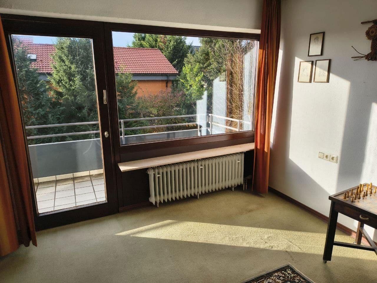 Prodej domu 164 m², pozemek 361 m², Waldbronn, Bádensko-Württembersko Prodej domu 164 m², pozemek 361 m², Waldbronn, Bádensko-Württembersko