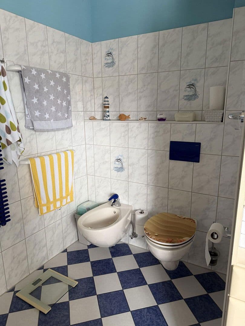 Prodej domu 246 m², pozemek 625 m², Sudetenstrasse 2, Lollar, Hessen Prodej domu 246 m², pozemek 625 m², Sudetenstrasse 2, Lollar, Hessen