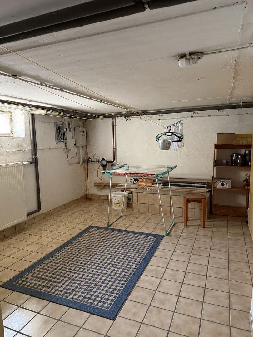 Prodej domu 246 m², pozemek 625 m², Sudetenstrasse 2, Lollar, Hessen Prodej domu 246 m², pozemek 625 m², Sudetenstrasse 2, Lollar, Hessen