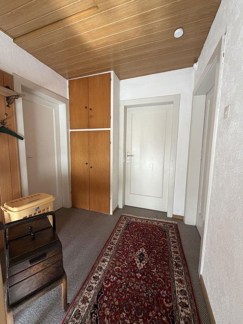 Prodej domu 246 m², pozemek 625 m², Sudetenstrasse 2, Lollar, Hessen Prodej domu 246 m², pozemek 625 m², Sudetenstrasse 2, Lollar, Hessen