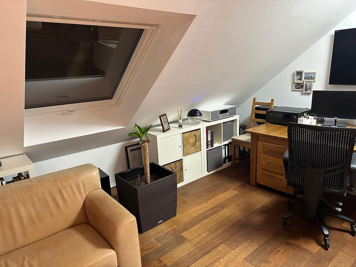 Prodej domu 146 m², pozemek 244 m², Duisburg - Rheinhausen, Severní Porýní-Vestfálsko Prodej domu 146 m², pozemek 244 m², Duisburg - Rheinhausen, Severní Porýní-Vestfálsko