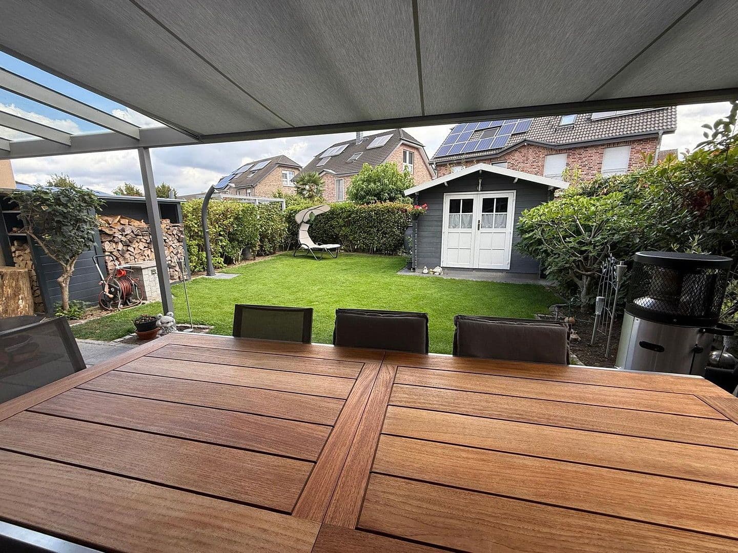 Prodej domu 146 m², pozemek 244 m², Duisburg - Rheinhausen, Severní Porýní-Vestfálsko Prodej domu 146 m², pozemek 244 m², Duisburg - Rheinhausen, Severní Porýní-Vestfálsko