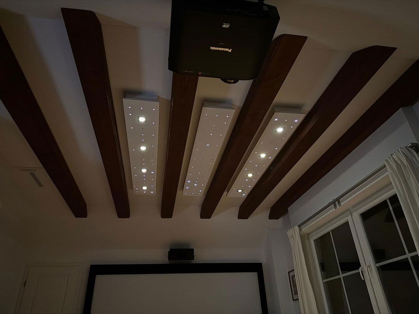 Prodej domu 146 m², pozemek 244 m², Duisburg - Rheinhausen, Severní Porýní-Vestfálsko Prodej domu 146 m², pozemek 244 m², Duisburg - Rheinhausen, Severní Porýní-Vestfálsko