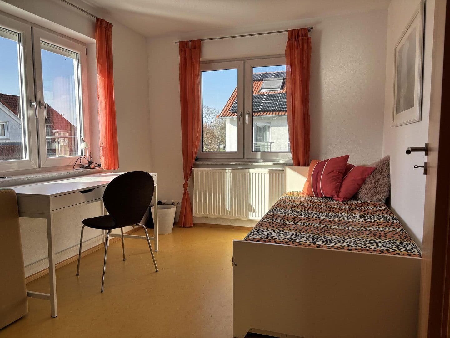 Prodej domu 158 m², pozemek 250 m², Filderstadt, Bádensko-Württembersko Prodej domu 158 m², pozemek 250 m², Filderstadt, Bádensko-Württembersko