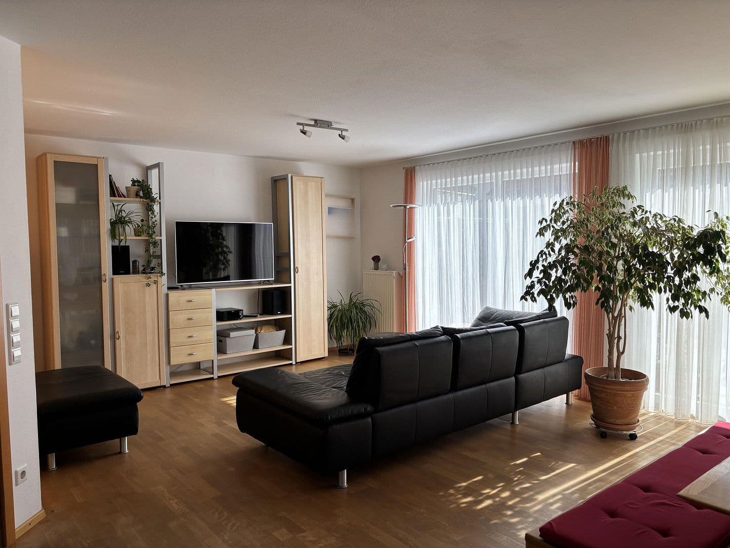 Prodej domu 158 m², pozemek 250 m², Filderstadt, Bádensko-Württembersko Prodej domu 158 m², pozemek 250 m², Filderstadt, Bádensko-Württembersko