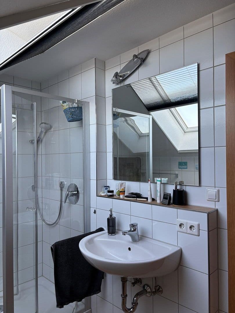 Prodej domu 158 m², pozemek 250 m², Filderstadt, Bádensko-Württembersko Prodej domu 158 m², pozemek 250 m², Filderstadt, Bádensko-Württembersko