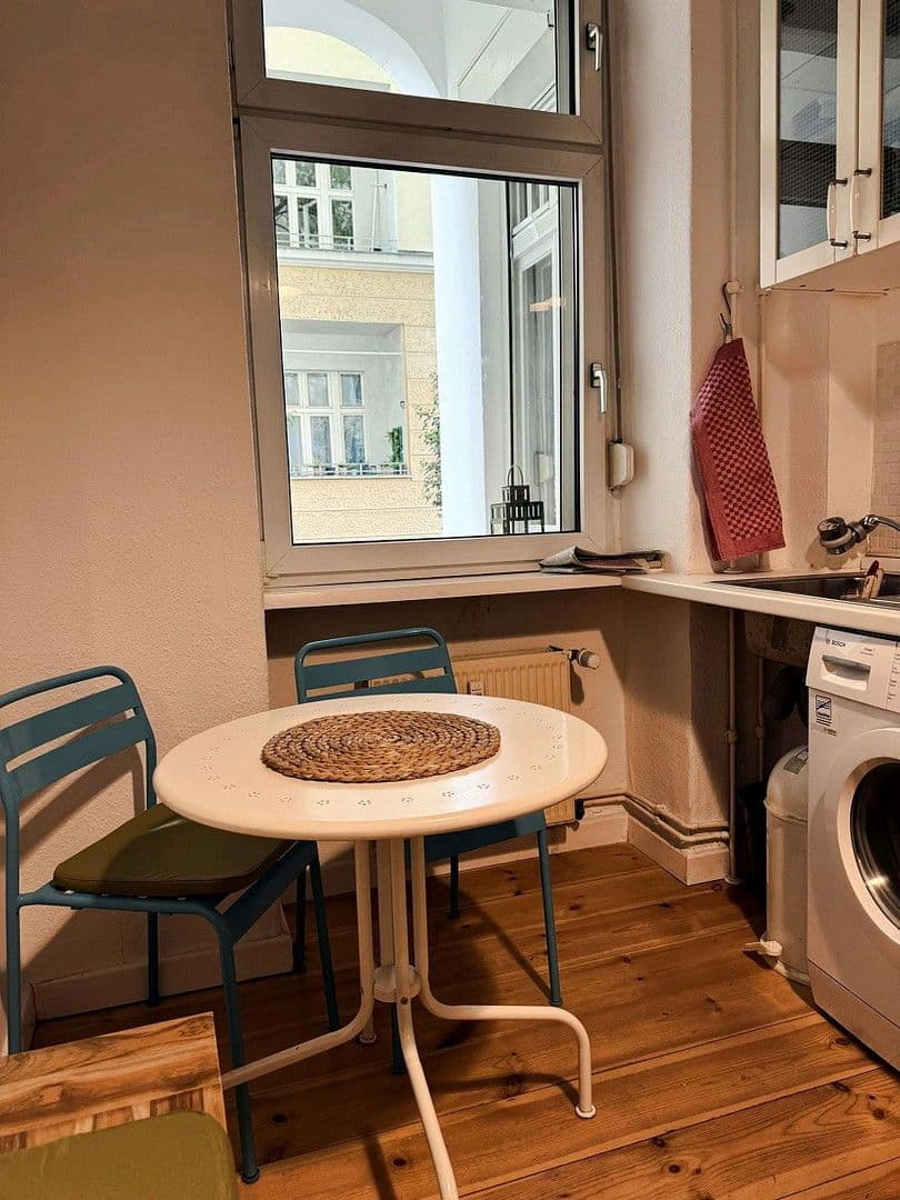 Pronájem bytu 2+1 54 m², Berlin, Berlín Pronájem bytu 2+1 54 m², Berlin, Berlín