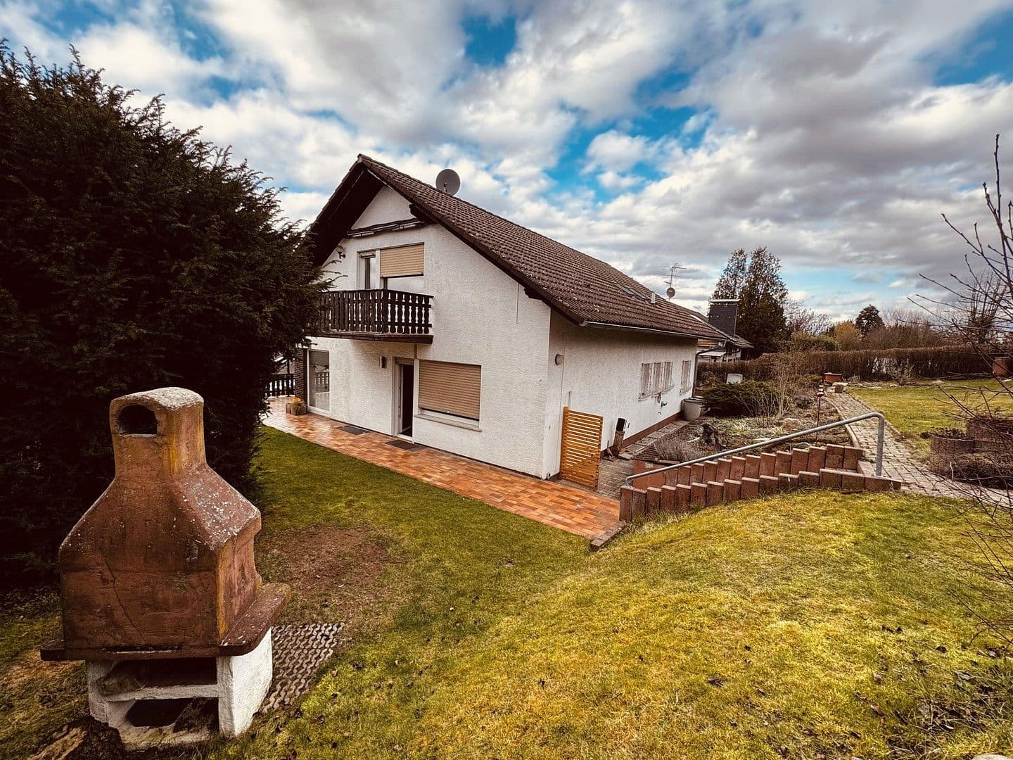 Prodej domu 178 m², pozemek 796 m², Büdingen, Hessen Prodej domu 178 m², pozemek 796 m², Büdingen, Hessen