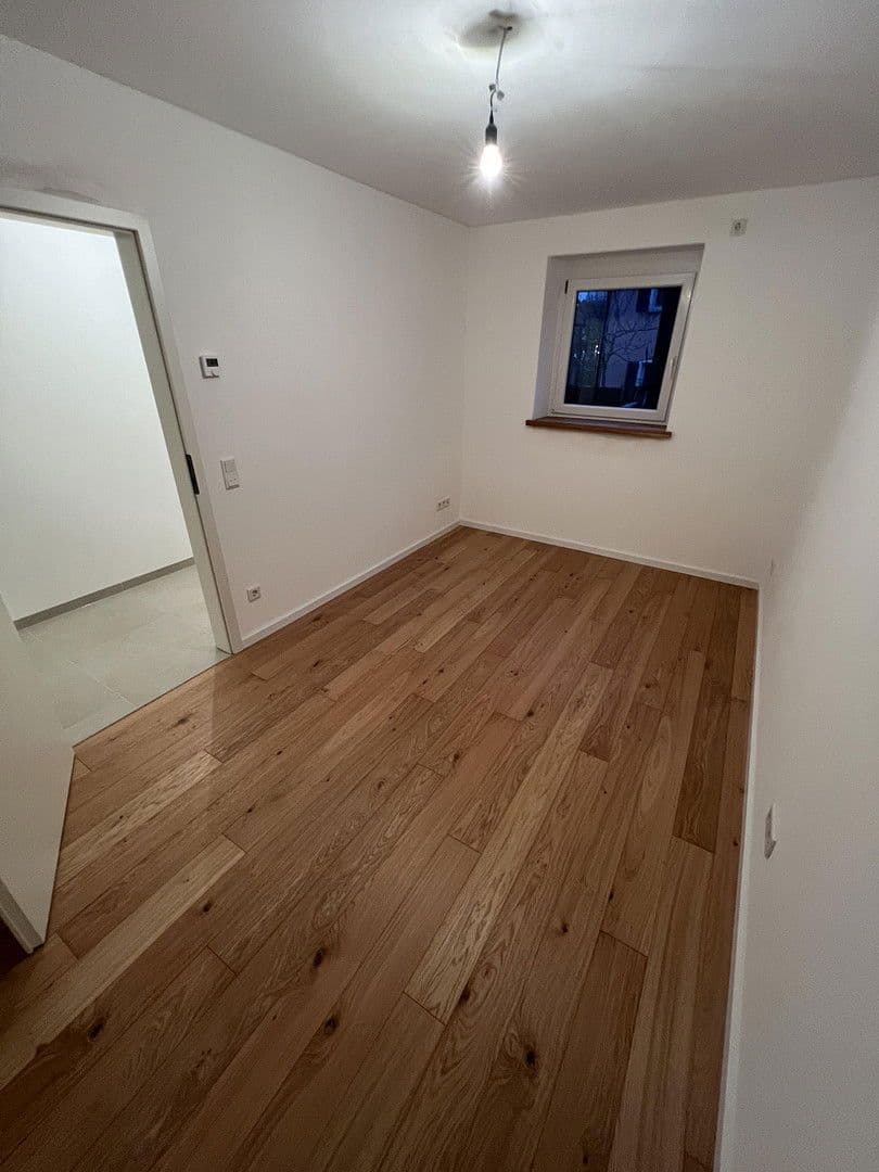 Pronájem bytu 4+1 92 m², Ammerndorf, Bavorsko Pronájem bytu 4+1 92 m², Ammerndorf, Bavorsko