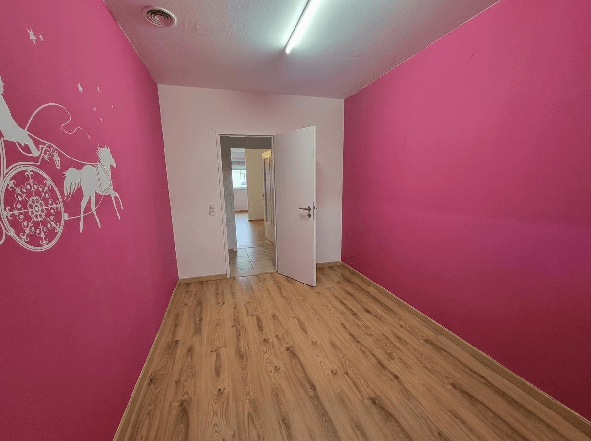 Prodej bytu 4+1 88 m², Bartningstr. 10, Darmstadt-Kranichstein, Hessen Prodej bytu 4+1 88 m², Bartningstr. 10, Darmstadt-Kranichstein, Hessen