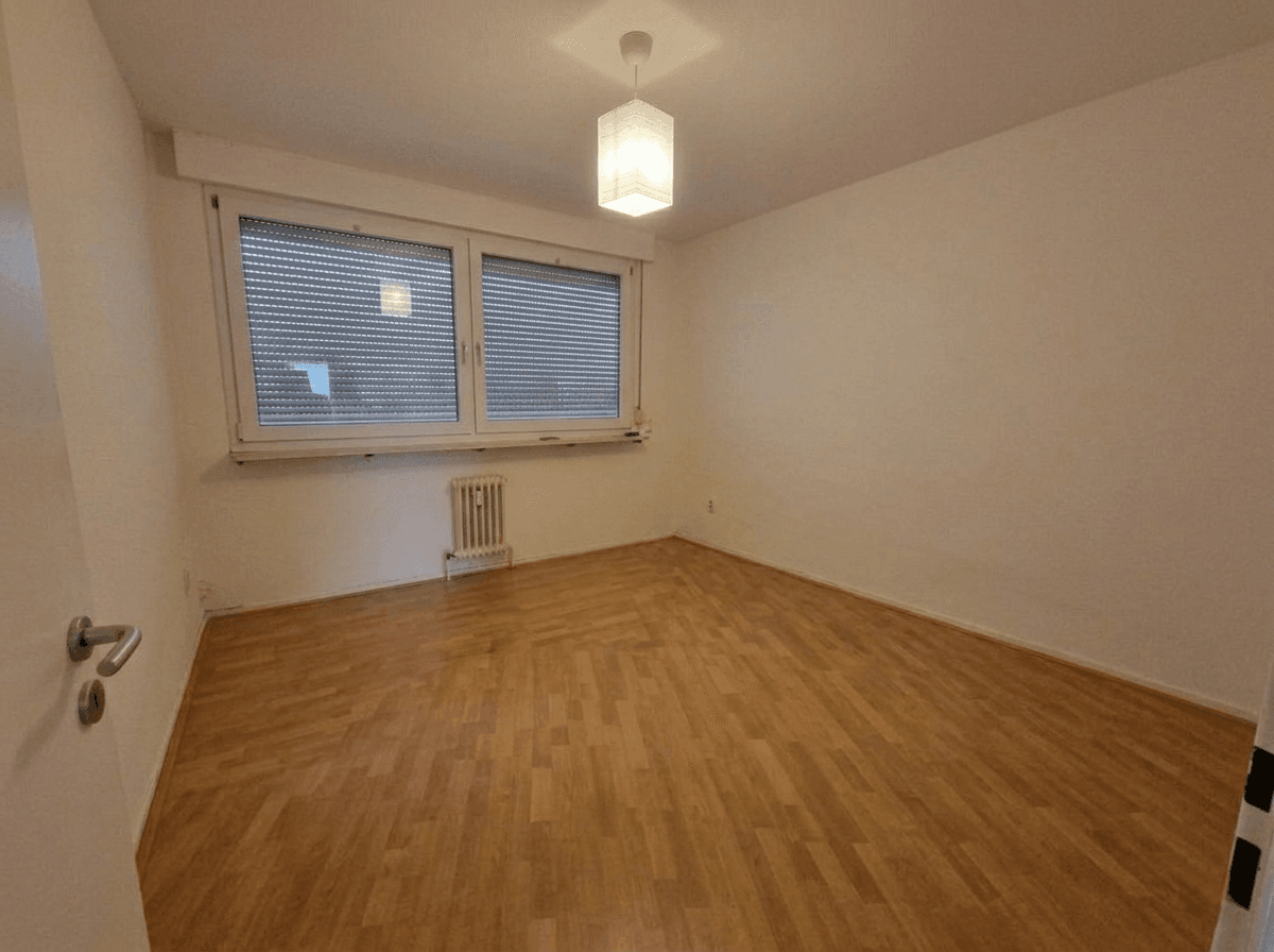 Prodej bytu 4+1 88 m², Bartningstr. 10, Darmstadt-Kranichstein, Hessen Prodej bytu 4+1 88 m², Bartningstr. 10, Darmstadt-Kranichstein, Hessen