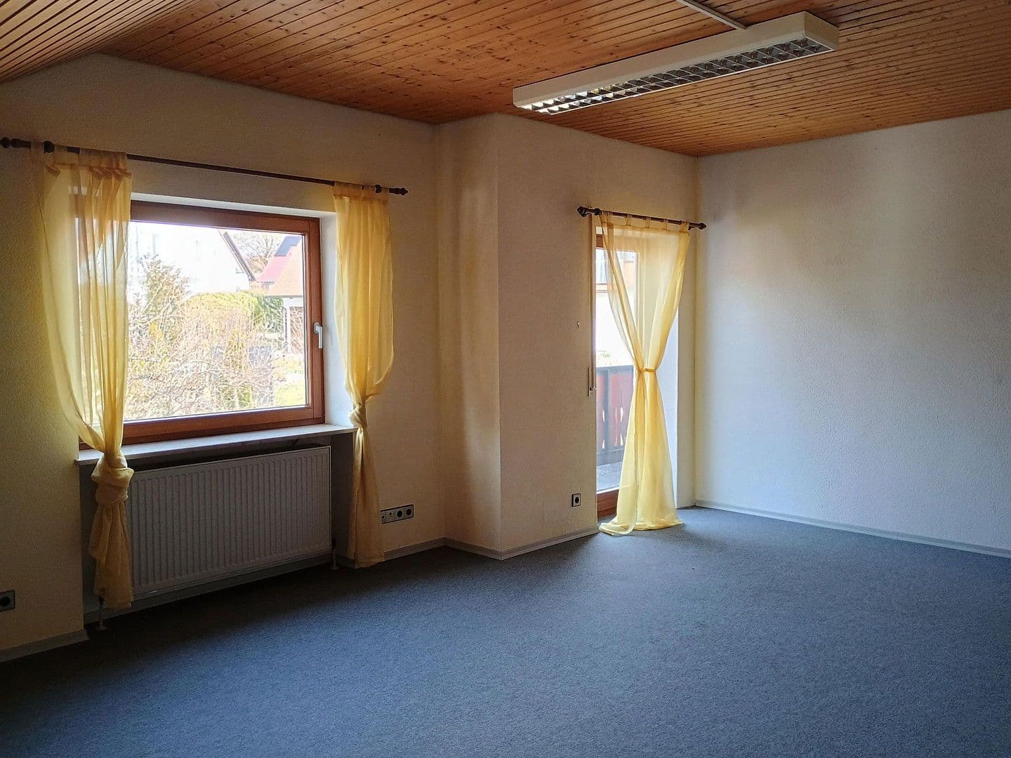 Prodej domu 255 m², pozemek 894 m², Hüttlingen, Bádensko-Württembersko Prodej domu 255 m², pozemek 894 m², Hüttlingen, Bádensko-Württembersko