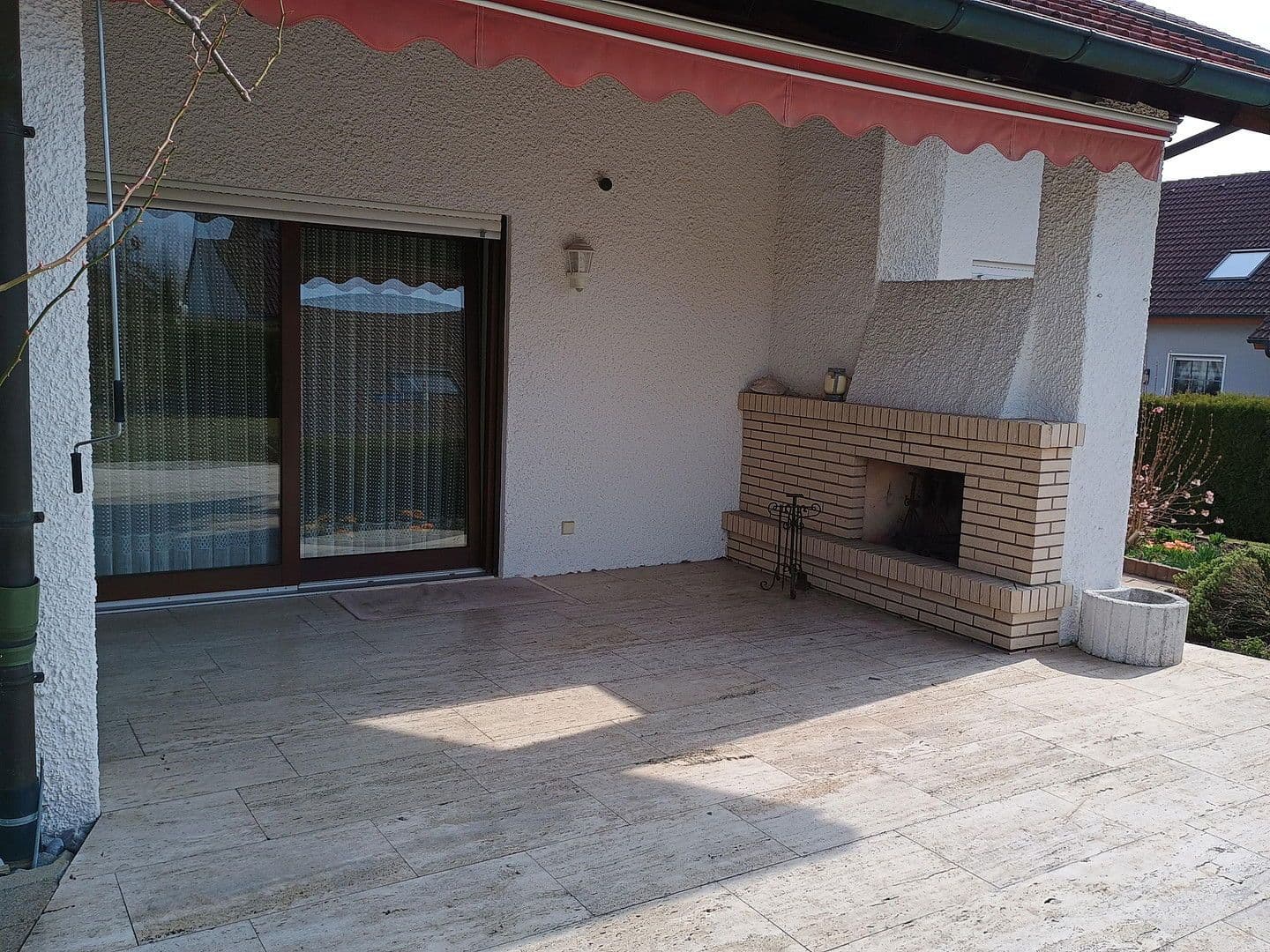 Prodej domu 255 m², pozemek 894 m², Hüttlingen, Bádensko-Württembersko Prodej domu 255 m², pozemek 894 m², Hüttlingen, Bádensko-Württembersko